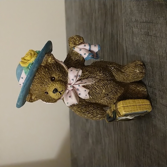 6 Piece Bear Figurine Lot! - Picture 5 of 10